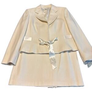 NWT Tahari Arthur S Levine Women’s 2 Pc Cream Skirt Suit Set Size 12 Satin Trim